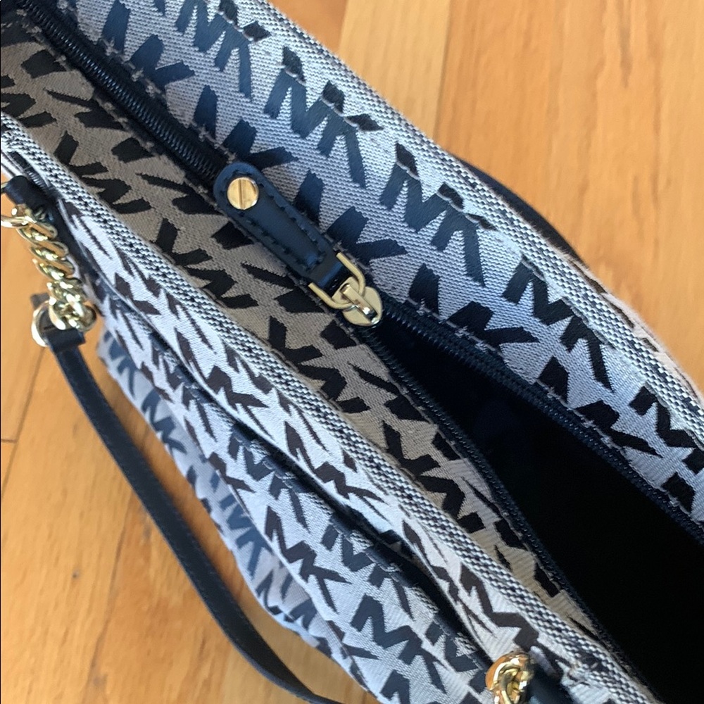 Michael Kors Black and Tan Tote with Geometric Pattern - Picture 4 of 13